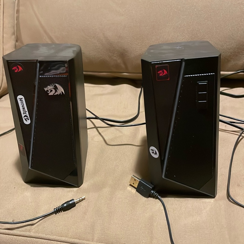 Small black rgb right and left speakers for surround sound
